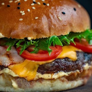 Bacon Cheeseburger
